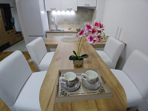 Coffee/tea facilities, Living room, Dining area