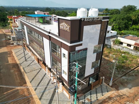 Property building, View (from property/room), Balcony/Terrace