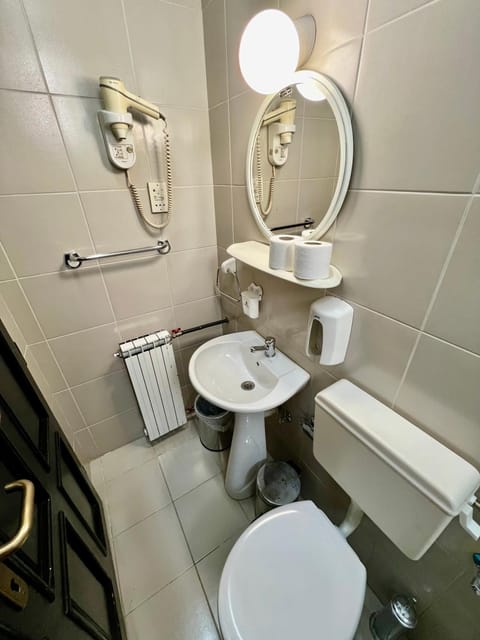 Hotel Tasino Cesmice - Free private parking Apartment hotel in Skopje