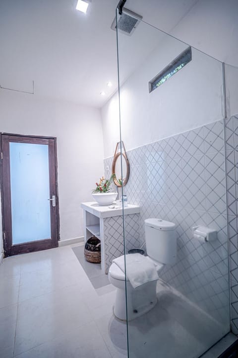 Shower, Bathroom, bidet