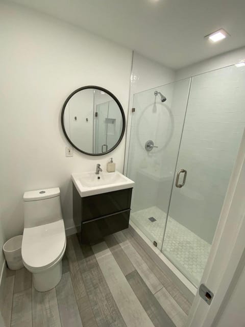 Newly renovated studio close to the beach Apartment in Hollywood