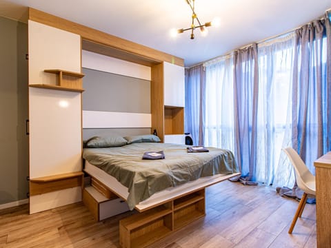 Stay & Explore Sofia - Central Studio Apartment in Sofia