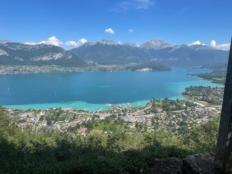 Les Rochers du lac Bed and Breakfast in Sévrier