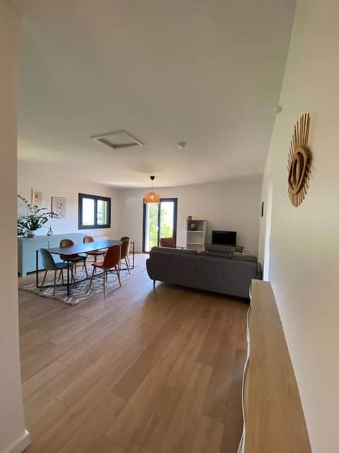 Les Rochers du lac Bed and Breakfast in Sévrier