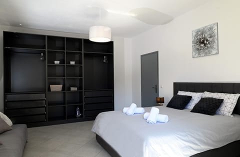 Bed, Photo of the whole room, Bedroom, towels, wardrobe