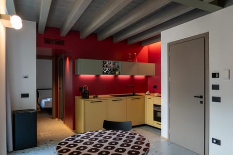 Kitchen or kitchenette, Living room