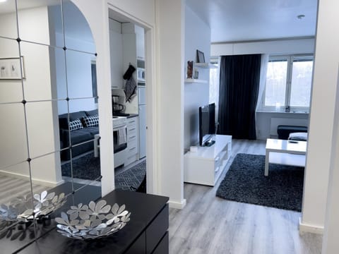 TV and multimedia, Kitchen or kitchenette, Living room, Seating area, wardrobe