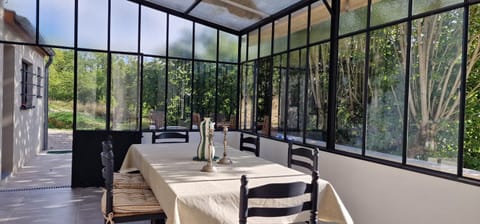 Côté Loire House in La Charité-sur-Loire