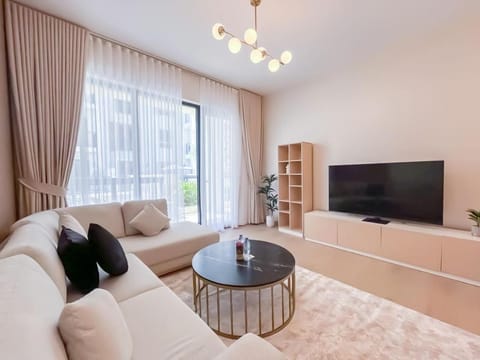 Communal lounge/ TV room, TV and multimedia, Living room, Seating area