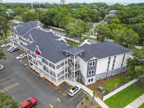 Property building, Bird's eye view, Location