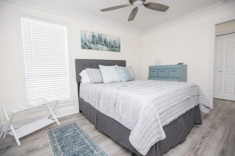 18th Hole Hideaway Apartment in Diamondhead