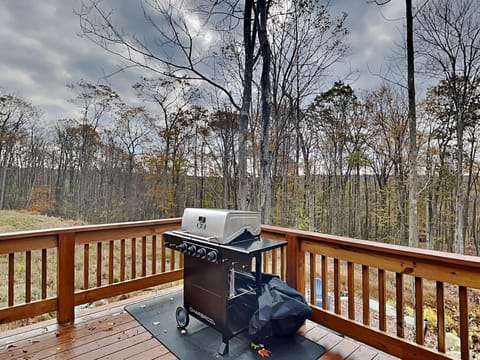 Golden Crest House in Deep Creek Lake