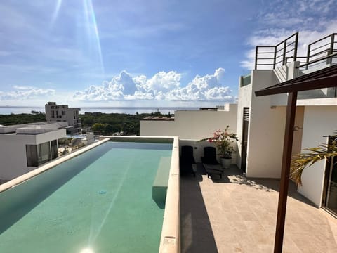 Sea view, Swimming pool