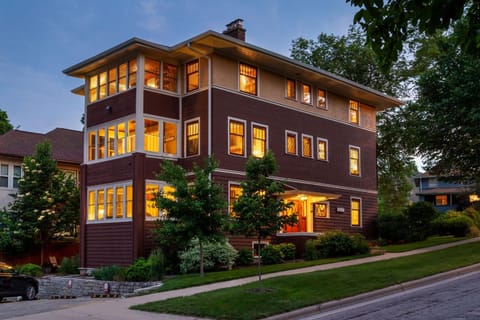 Property building, Parking