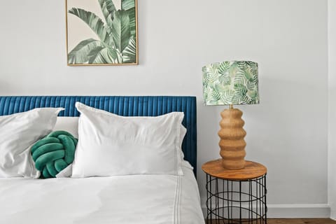 Palms 811 Apartment in North Bay Village