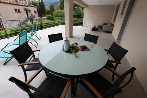 Patio, Balcony/Terrace