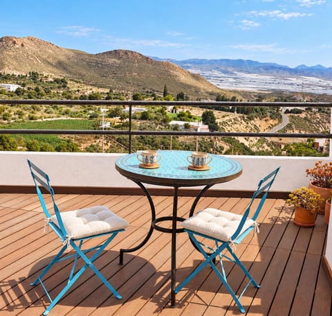 Balcony/Terrace, Balcony/Terrace, Mountain view, Mountain view