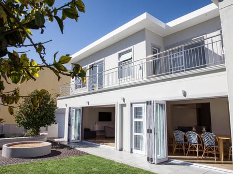 BBQ facilities, Garden