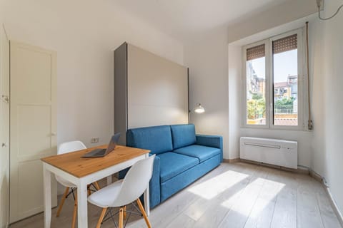 Bed, Living room, Photo of the whole room, Seating area, Dining area, Bedroom, wardrobe