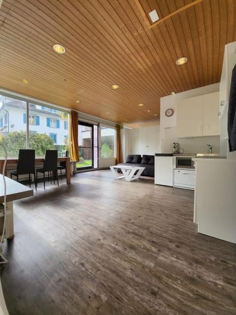 Schöne ruhige Wohnung mit Sicht auf den Innenpark Apartment in Nidwalden