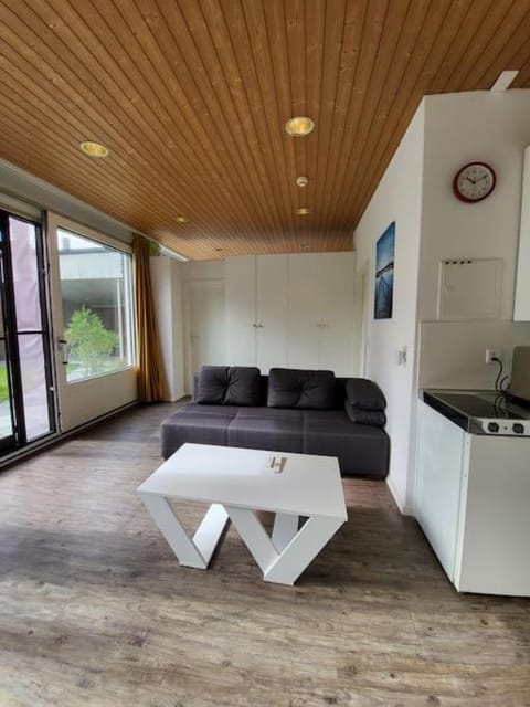 Schöne ruhige Wohnung mit Sicht auf den Innenpark Apartment in Nidwalden