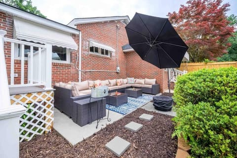 Property building, Patio, Seating area