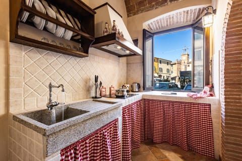 Day, Kitchen or kitchenette, stove