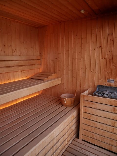 Sauna, Spa and wellness centre/facilities
