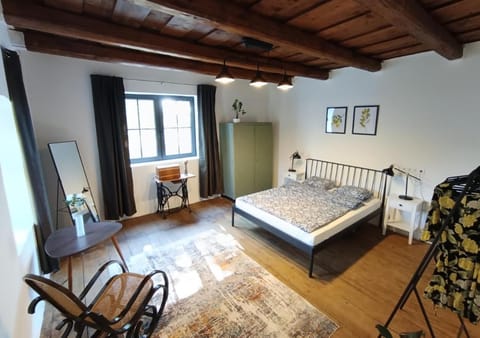 Bed, Photo of the whole room, Bedroom, wardrobe