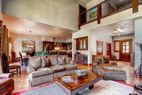 Village Walk 55 by East West Hospitality Apartment in Beaver Creek