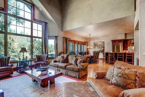 Village Walk 55 by East West Hospitality Apartment in Beaver Creek