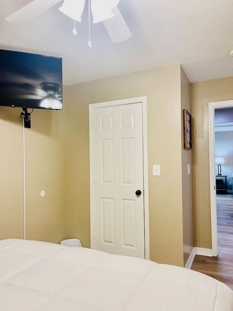 Eastgate 22A Apartment in Hammond