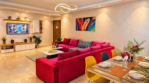 TV and multimedia, Living room, Dining area