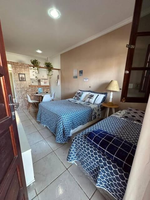 Studio completo com ar condicionado, na Verolme House in Angra dos Reis