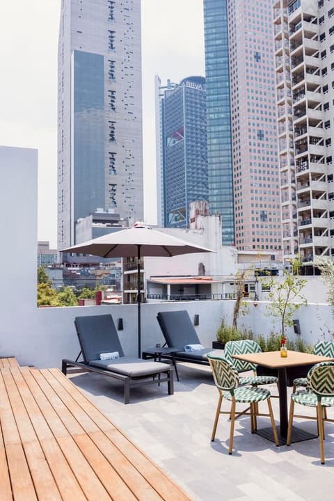 Off site, Balcony/Terrace