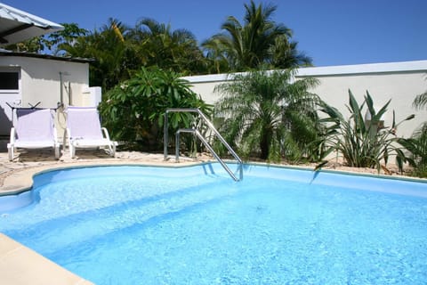 Garden view, Swimming pool, sunbed