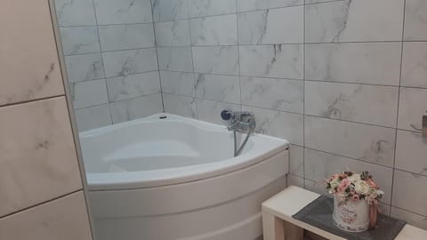 Apartment Matej Bed and Breakfast in Lika-Senj County