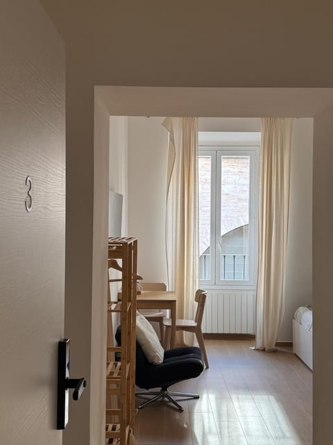 Photo of the whole room, Seating area, Bedroom