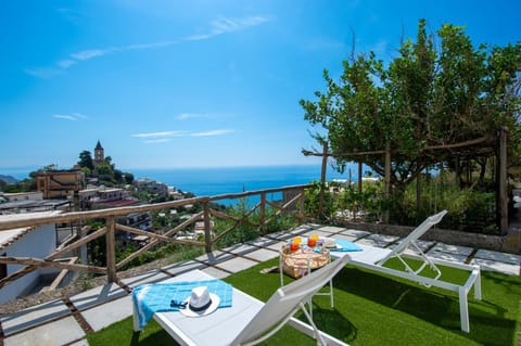Patio, Day, Natural landscape, View (from property/room), Balcony/Terrace, Garden view, Sea view, sunbed