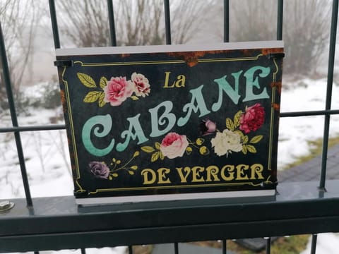 Une Cabane au Verger Bed and Breakfast in Wallonia, Belgium