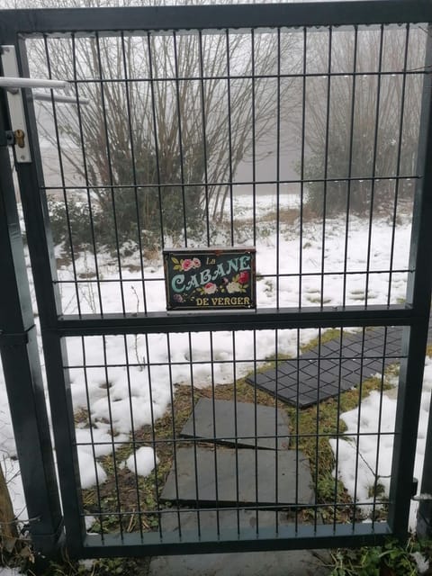 Une Cabane au Verger Bed and Breakfast in Wallonia, Belgium