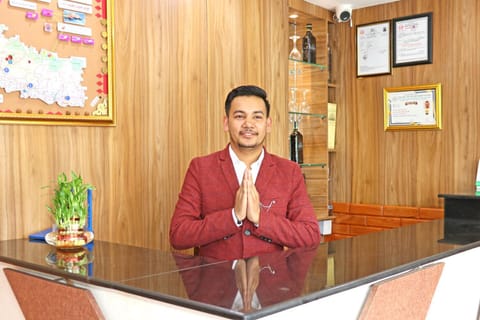 Staff, People, Lobby or reception, Text overlay, Certificate/Award