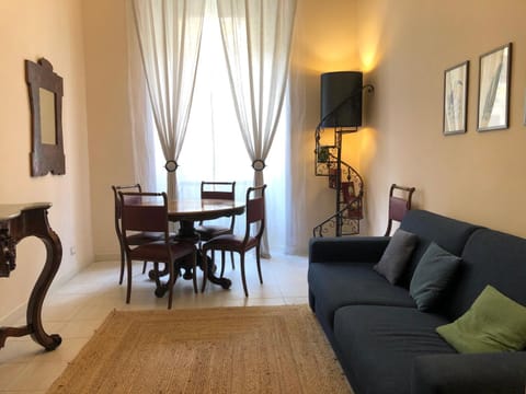 Communal lounge/ TV room, Library, Living room, Photo of the whole room, Seating area, Dining area, air conditioner, air conditioner