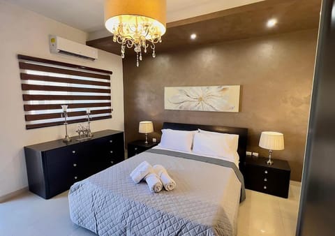 Bed, Bedroom, air conditioner