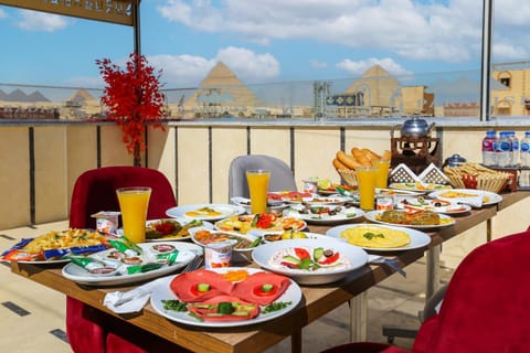 View (from property/room), Balcony/Terrace, City view, Landmark view, Breakfast