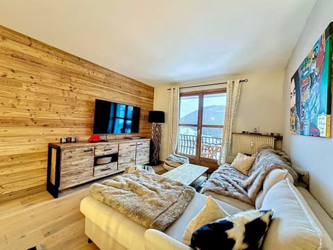 Appartement 2 pièces spacieux terrasse vues sur les pistes Apartment in Saint-Étienne-de-Tinée