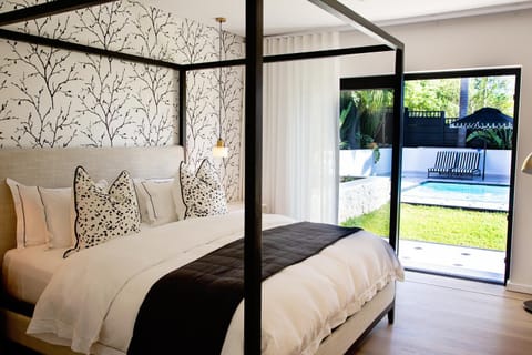 Coco Queen Bed and Breakfast in Cape Town