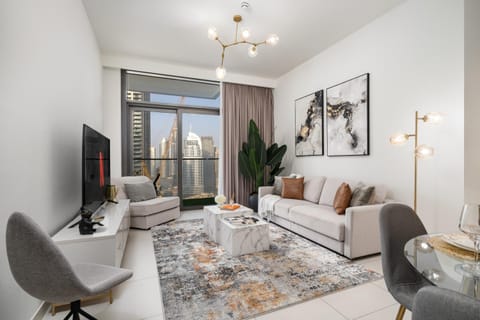 TV and multimedia, View (from property/room), Living room, Seating area, City view