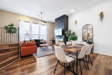 Living room, Diving