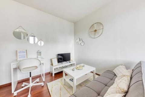 L'idéal à 2 pas de Paris et du métro dhhimmo Apartment in Vanves